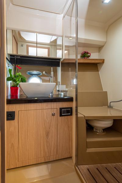 Book yachts online - motorboat - Sessa C35 - Ela - rent