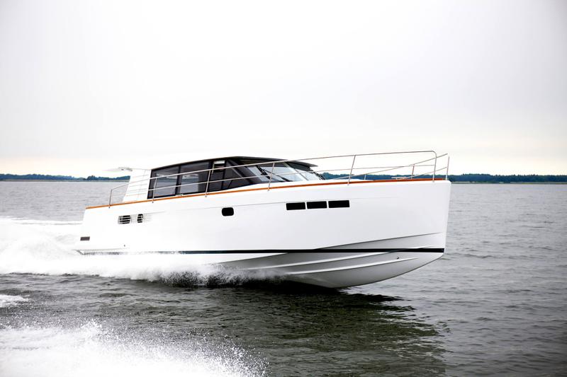 Book yachts online - motorboat - Fjord 40 Cruiser - Fjord - rent