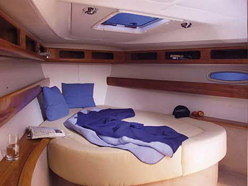 Book yachts online - sailboat - Bavaria 42 Cruiser - Panta Rei - rent