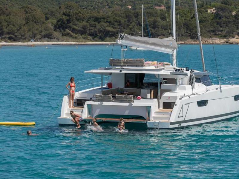 Book yachts online - catamaran - Saona 47 - Nocrala - rent