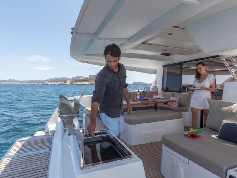 Book yachts online - catamaran - Astréa 42 - Libertad VII - rent