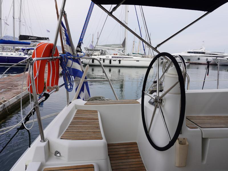 Book yachts online - sailboat - Sun Odyssey 39i - Bookie Too - rent