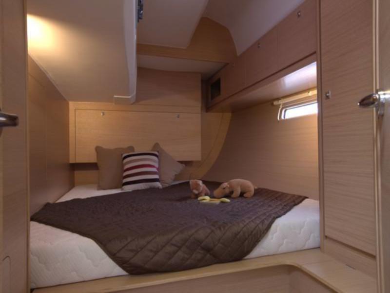 Book yachts online - sailboat - Dufour 500 - Josephine - rent