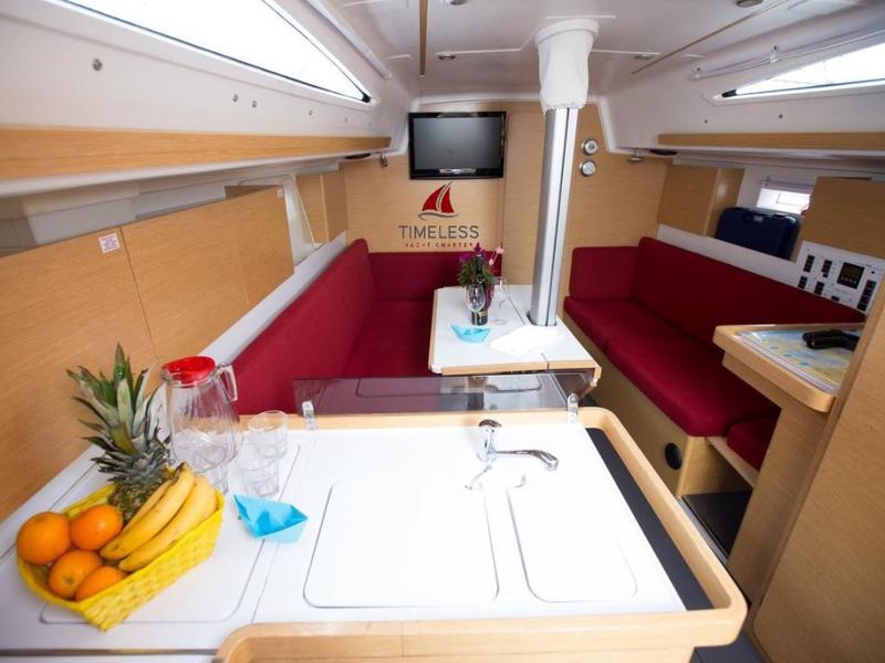 Book yachts online - sailboat - Elan 350 - OSCAR - rent