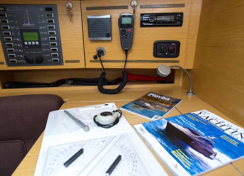 Book yachts online - sailboat - Elan 394 impression - LU - rent