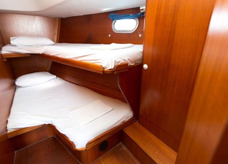 Book yachts online - sailboat - Elan 45 - NEVA - rent