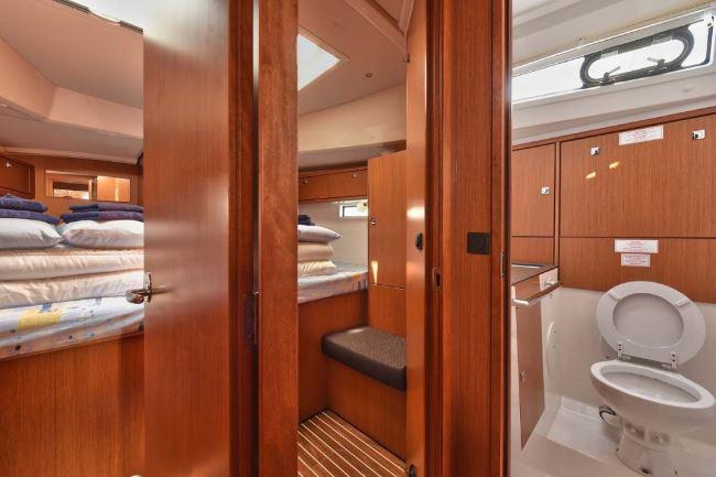 Book yachts online - sailboat - Bavaria 46 Cruiser - SR VI  - rent