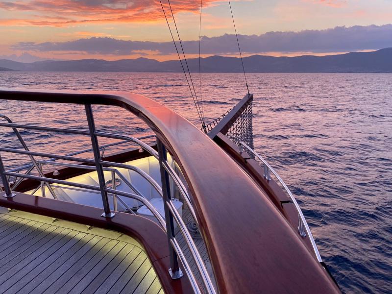 Book yachts online - motorboat - Motoryacht - Almissa - rent