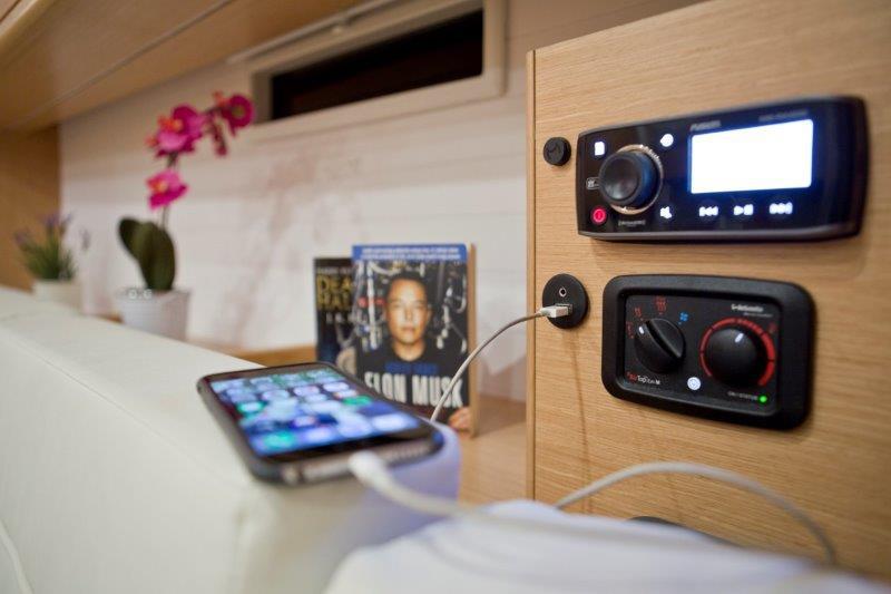 Book yachts online - sailboat - Bavaria 46 Cruiser - GREY SKY - rent