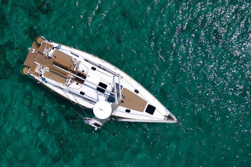 Book yachts online - sailboat - Elan Impression 45.1 - BAD BUOY - rent