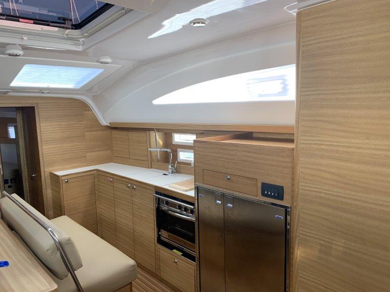 Book yachts online - sailboat - Elan Impression 45.1 - STING - rent