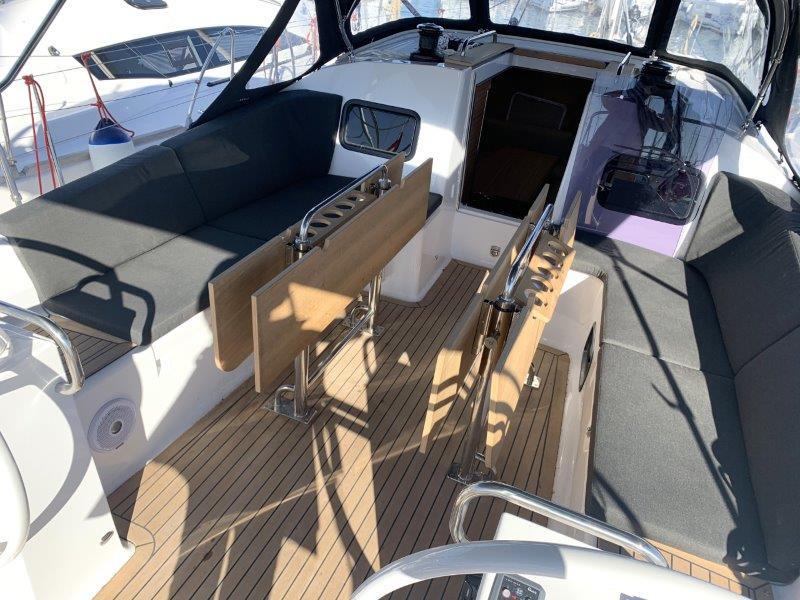 Book yachts online - sailboat - Elan Impression 45.1 - STING - rent
