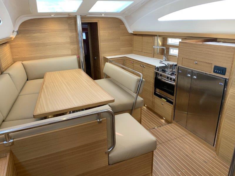 Book yachts online - sailboat - Elan Impression 45.1 - STING - rent