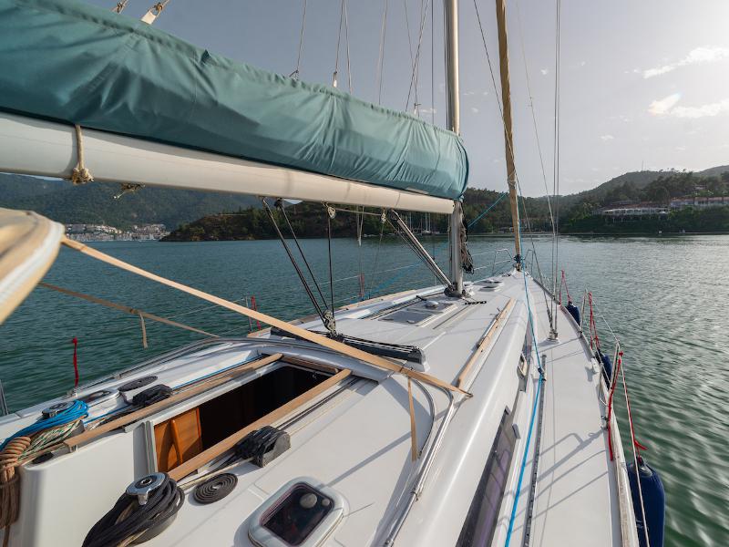 Book yachts online - sailboat - Dufour 405 Grand Large - Nora - rent