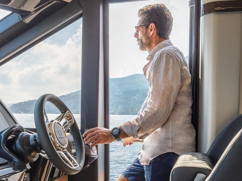 Book yachts online - motorboat - Absolute 47 Fly - Vardo - rent