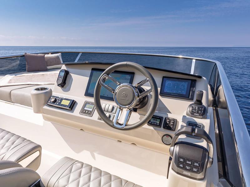 Book yachts online - motorboat - Absolute 47 Fly - Vardo - rent