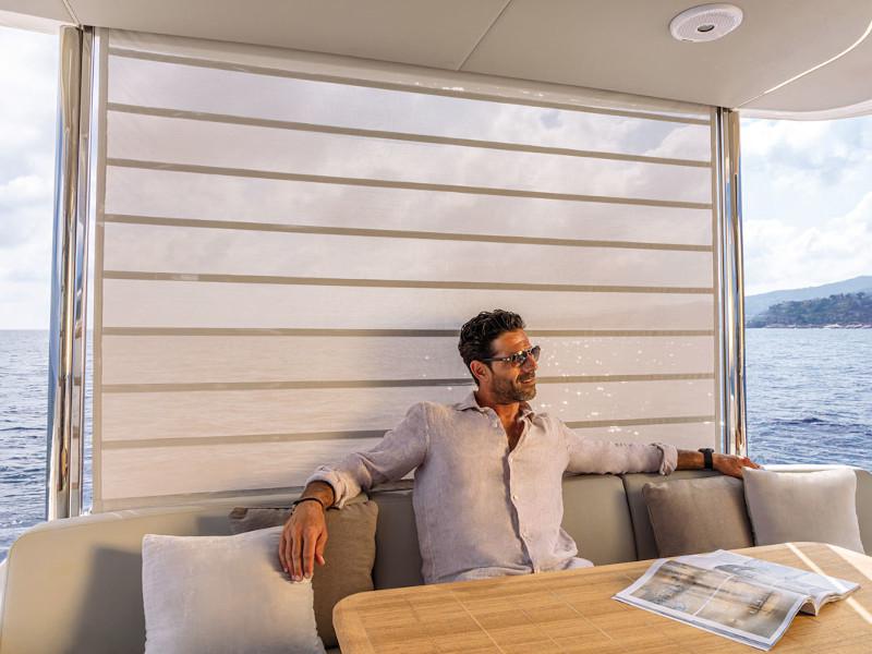 Book yachts online - motorboat - Absolute 47 Fly - Vardo - rent