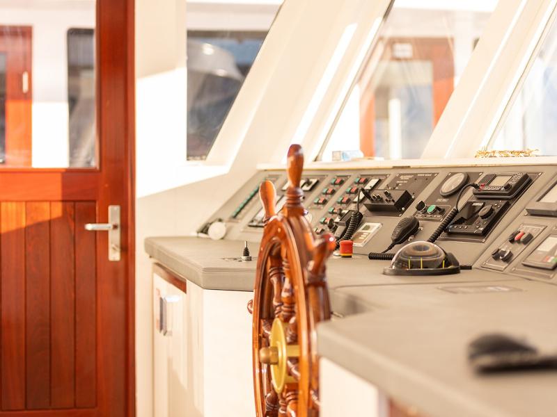 Book yachts online - other - Motoryacht - Yolo - rent