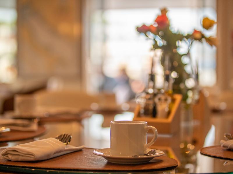 Book yachts online - other - Motoryacht - Yolo - rent