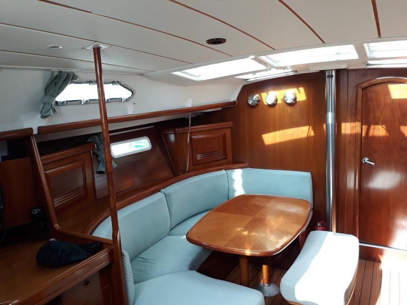 Book yachts online - sailboat - Oceanis 393 Clipper - Orion (Full Refit 2020, New Sails) - rent