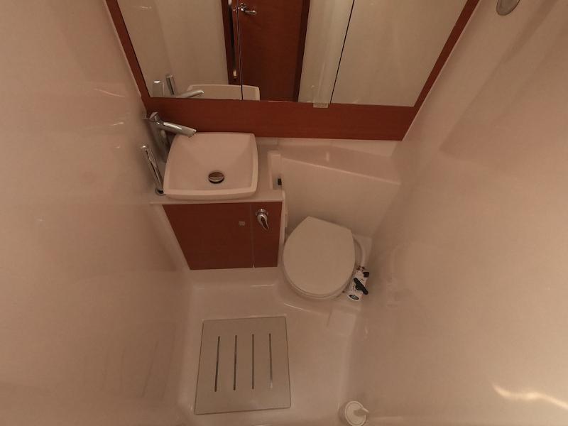 Book yachts online - sailboat - Dufour 430 - Levan (A/C, Grill, Ice-maker) - rent