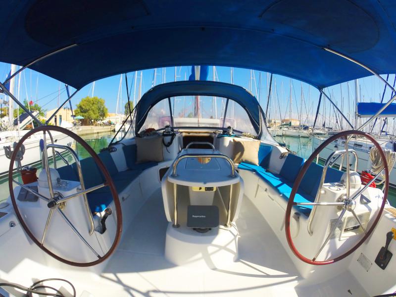 Book yachts online - sailboat - Sun Odyssey 44 i - Vendavel - rent