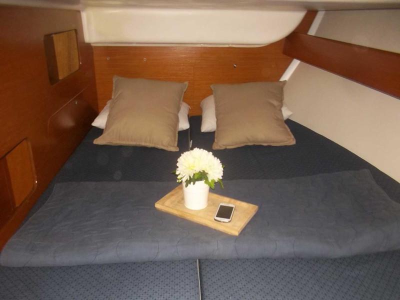 Book yachts online - sailboat - Cyclades 43.4 - Zephyros - rent