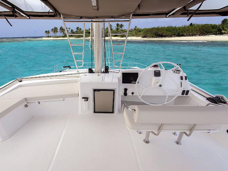 Book yachts online - catamaran - Bali 5.4. - Signature Concept - rent