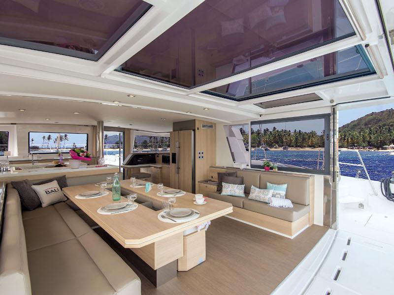 Book yachts online - catamaran - Bali 5.4. - Signature Concept - rent