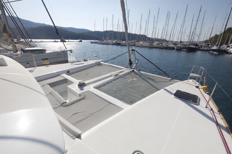 Book yachts online - catamaran - Lagoon 450 - ANNA - rent