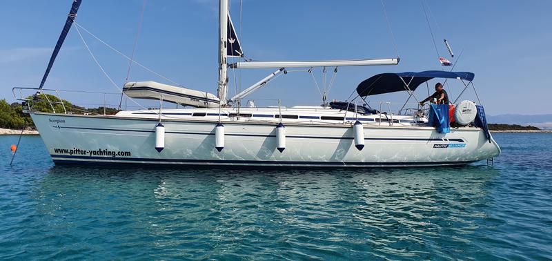 Book yachts online - sailboat - Bavaria 44 - Scorpion - rent