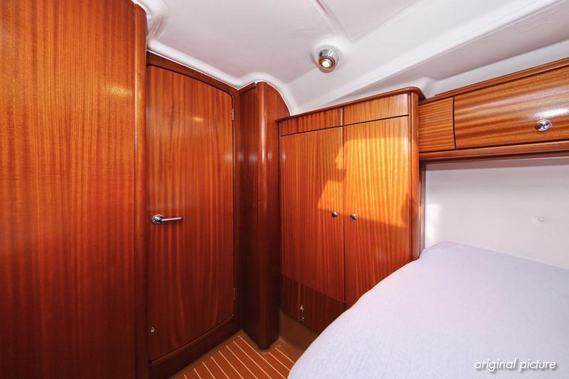 Book yachts online - sailboat - Bavaria 44 - Scorpion - rent