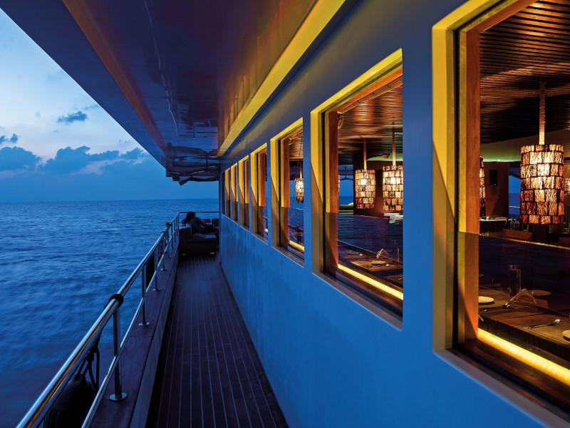 Book yachts online - motorboat - Motoryacht - Scubaspa Ying - rent