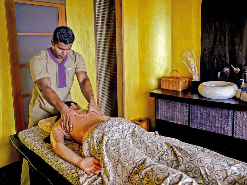 Book yachts online - motorboat - Motoryacht - Scubaspa Ying - rent