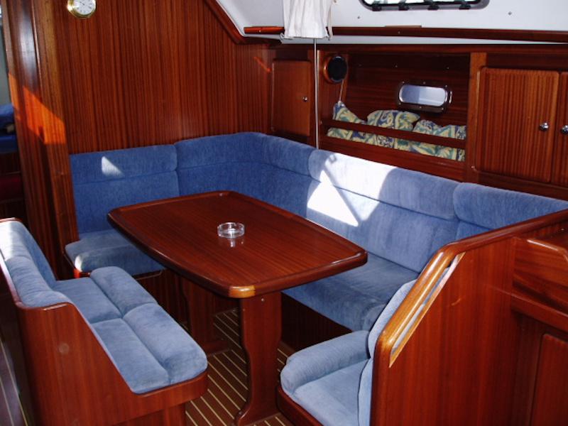 Book yachts online - sailboat - Bavaria 40 - Conny - rent