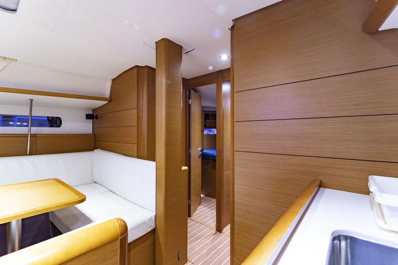 Book yachts online - sailboat - Sun Odyssey 469 - Santa Ponsa - rent
