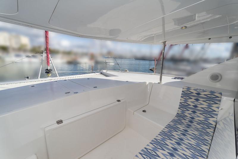 Book yachts online - catamaran - Leopard 444 - Portals Vells - rent