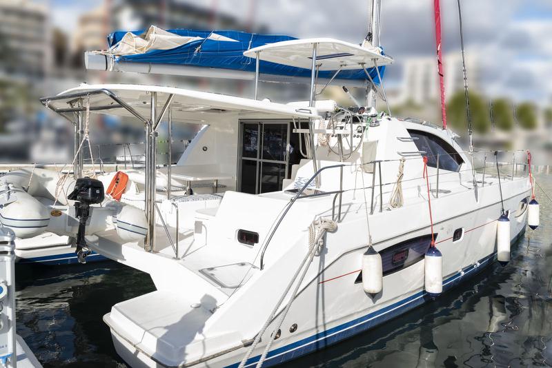 Book yachts online - catamaran - Leopard 444 - Portals Vells - rent