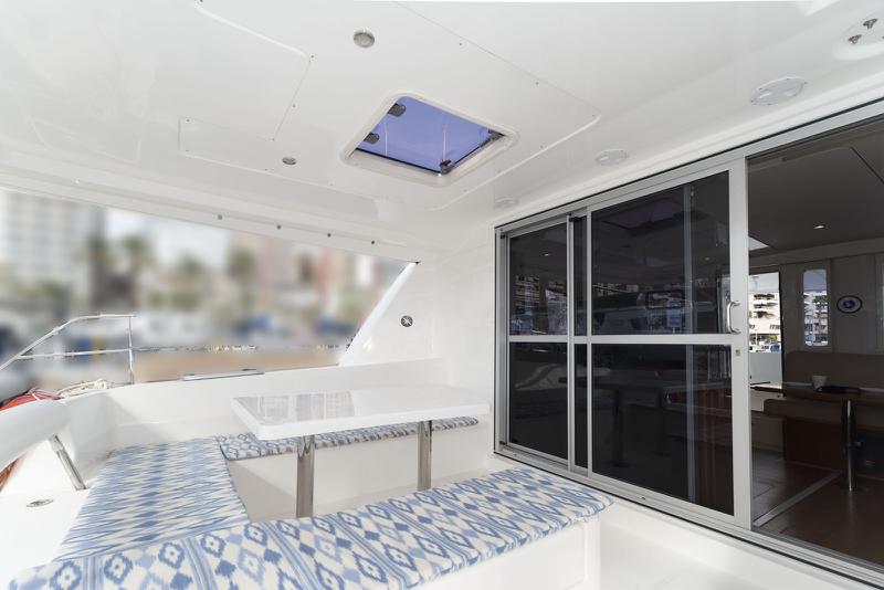 Book yachts online - catamaran - Leopard 444 - Portals Vells - rent