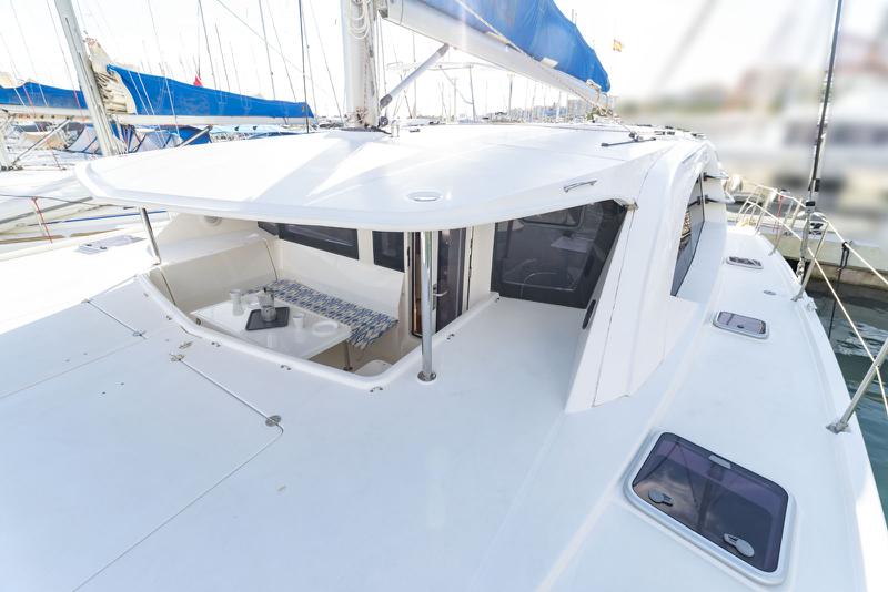 Book yachts online - catamaran - Leopard 444 - Portals Vells - rent