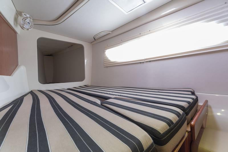 Book yachts online - catamaran - Leopard 444 - Portals Vells - rent