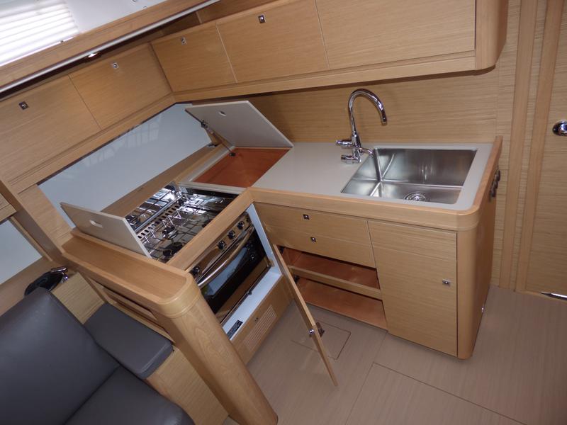 Book yachts online - sailboat - Dufour 460 Grand Large 3 cabin - Rockstar  - rent