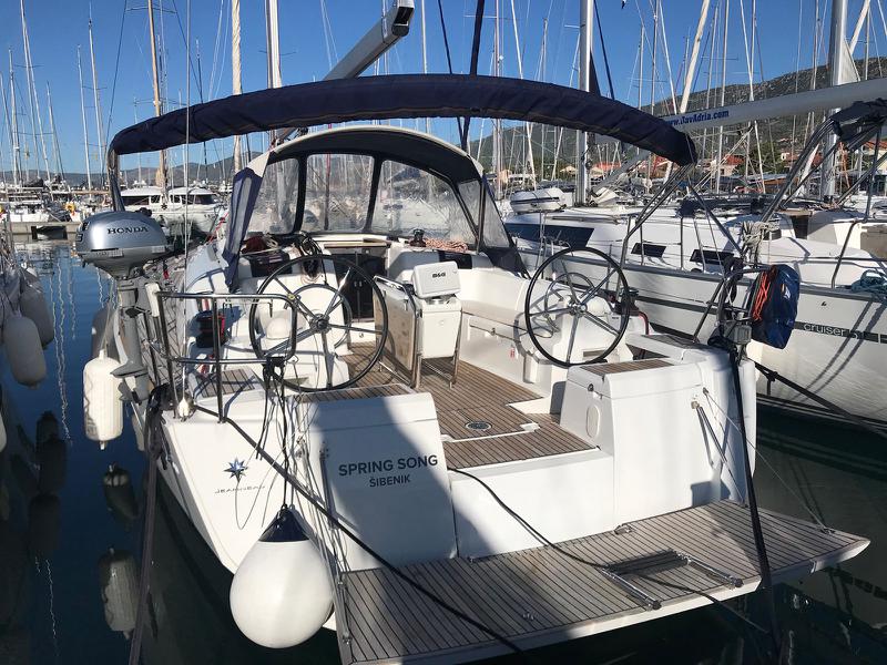 Book yachts online - sailboat - Sun Odyssey 449 owner version - SPRING SONG - rent