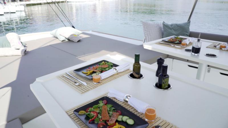 Book yachts online - catamaran - Bali 5.4. - NAMASTE OF BALI - rent
