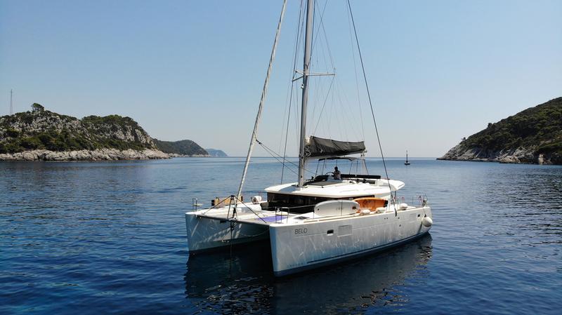 Book yachts online - catamaran - Lagoon 450  F - BELO - rent