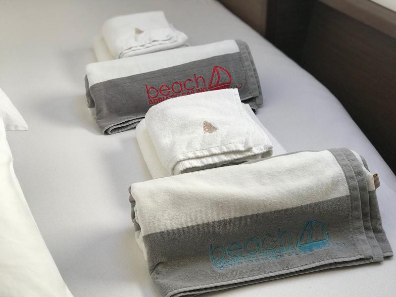 Book yachts online - catamaran - Lagoon 450  F - RED TWIN II  - rent