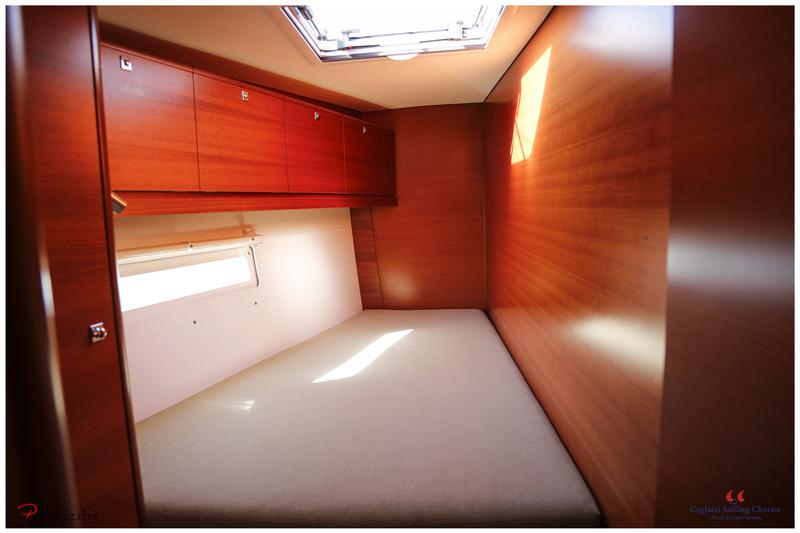 Book yachts online - sailboat - Dufour 520 GL - Cala di Volpe - rent