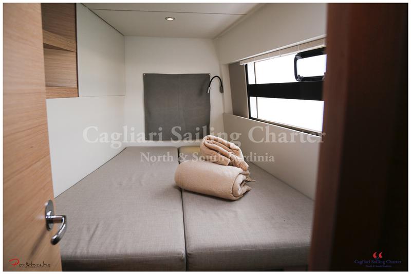 Book yachts online - catamaran - Nautitech Open 40 - Enteara - rent