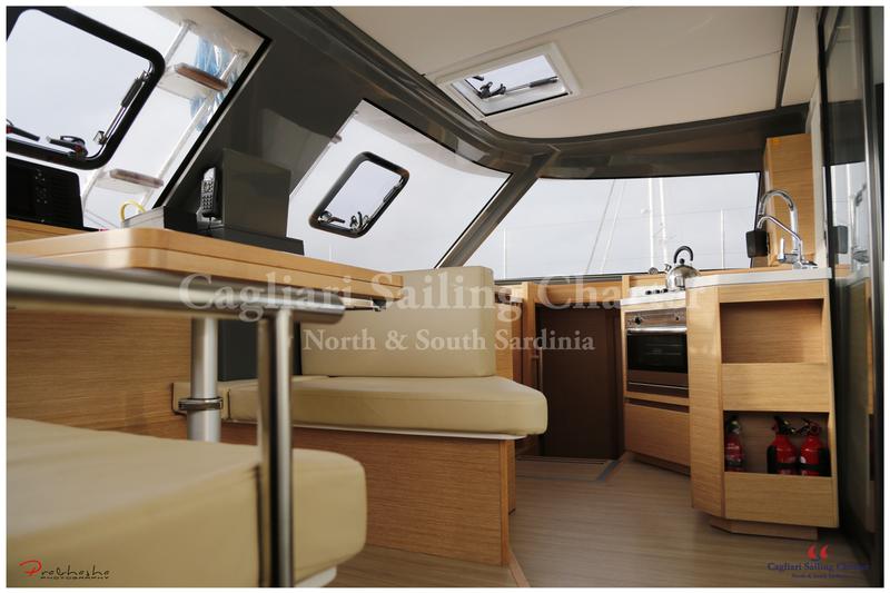 Book yachts online - catamaran - Nautitech Open 40 - Enteara - rent