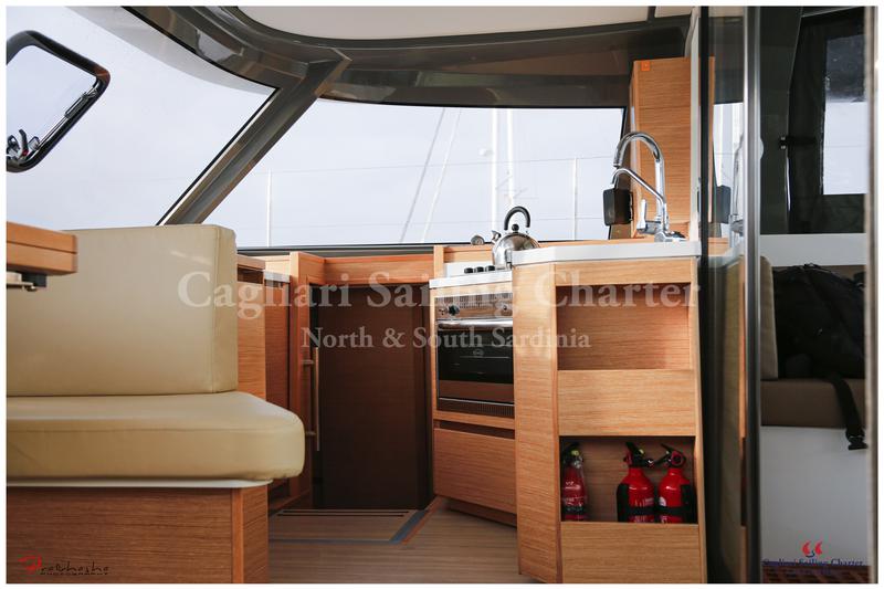 Book yachts online - catamaran - Nautitech Open 40 - Enteara - rent